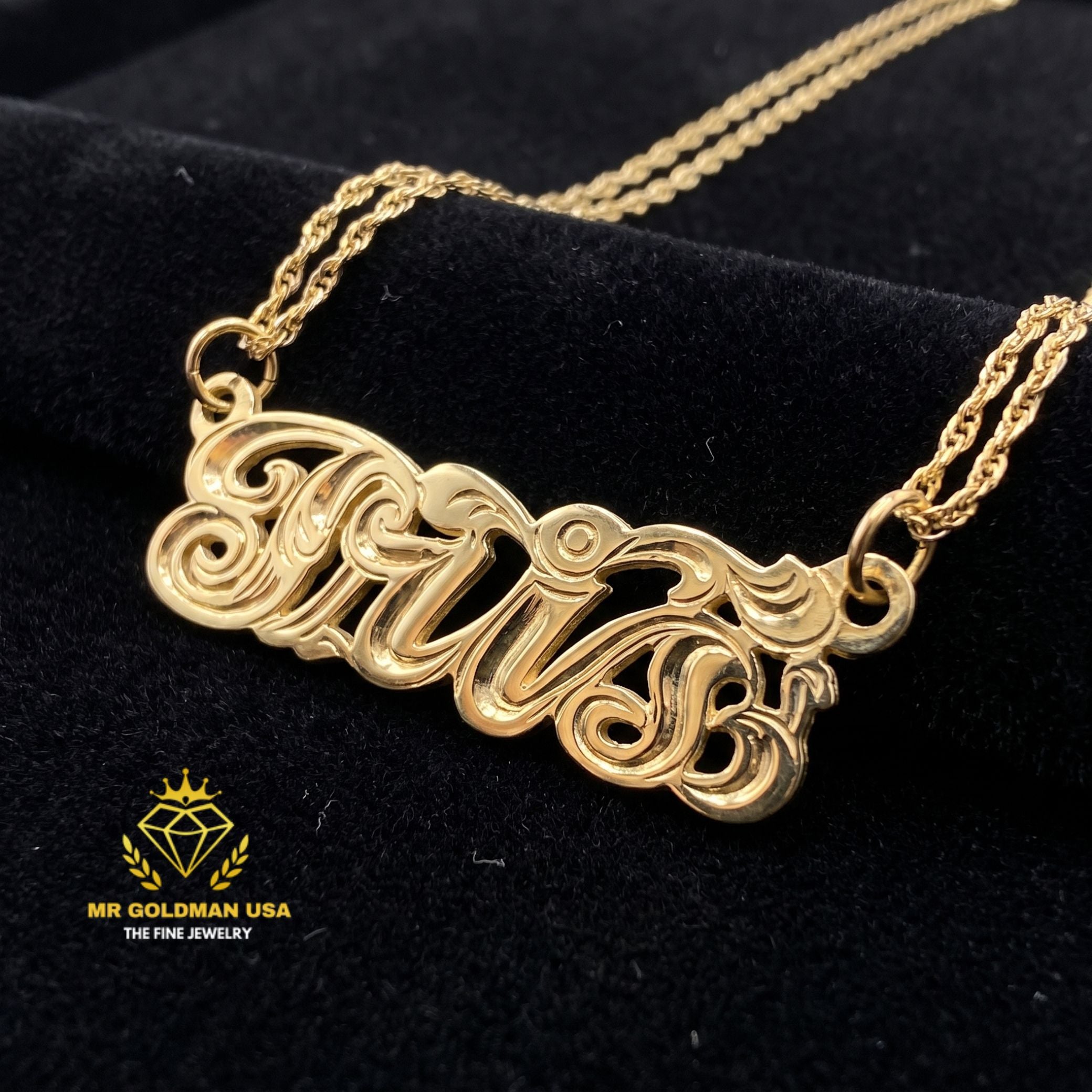Personalized 10K Gold Adult Nameplate Necklace with Chain – Style 5053