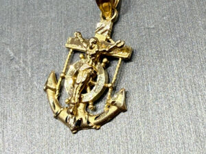 10K YG Mariner's Anchor Pendant 1.3g