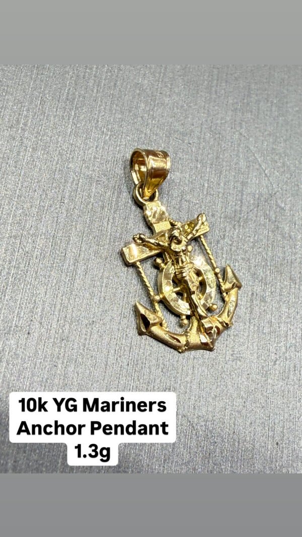 10K YG Mariner's Anchor Pendant 1.3g 10K YG Mariner's Anchor Pendant 1.3g